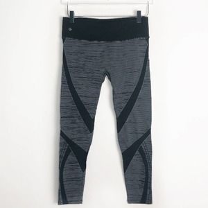 NUX Compression Seamless Crop Leggings Large Black Gray